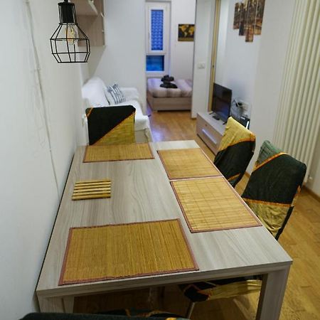 Fast Wifi E Netflix -- Centro Di Rho Vicino Stazione Apartment Bagian luar foto