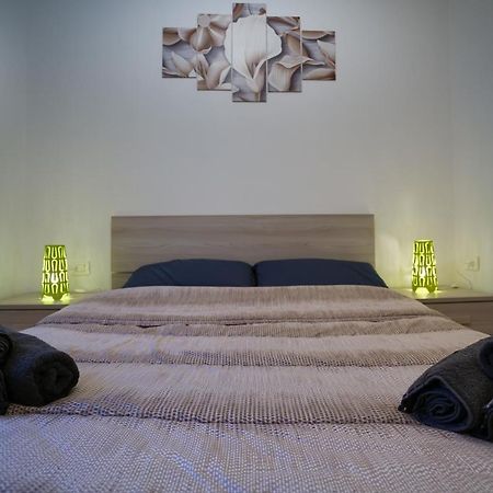 Fast Wifi E Netflix -- Centro Di Rho Vicino Stazione Apartment Bagian luar foto