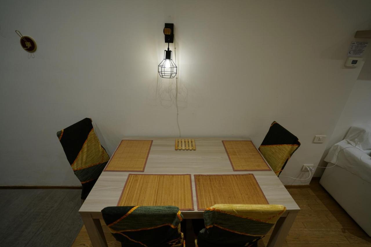 Fast Wifi E Netflix -- Centro Di Rho Vicino Stazione Apartment Bagian luar foto