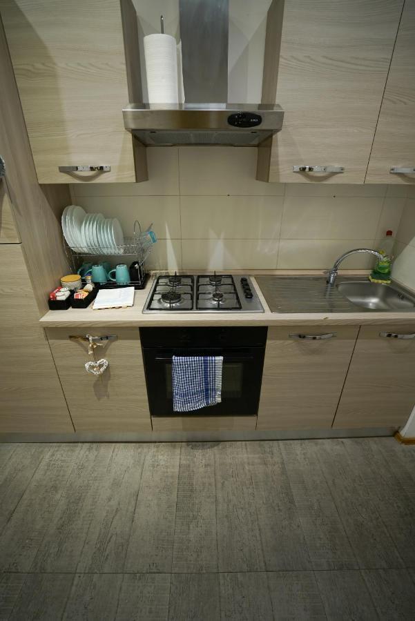 Fast Wifi E Netflix -- Centro Di Rho Vicino Stazione Apartment Bagian luar foto