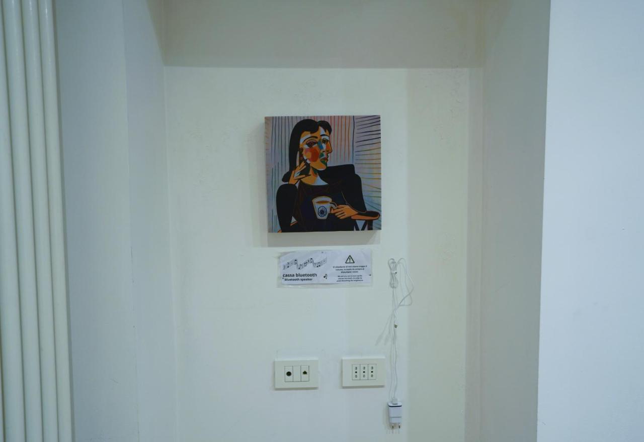 Fast Wifi E Netflix -- Centro Di Rho Vicino Stazione Apartment Bagian luar foto